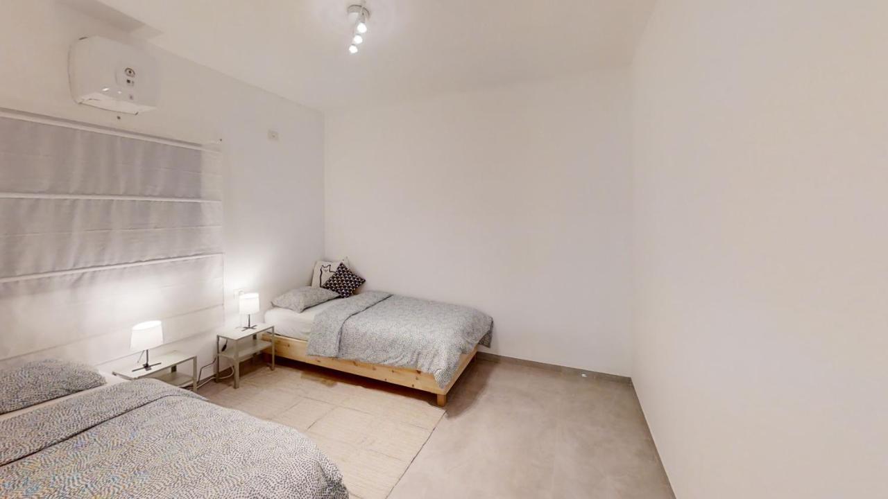 Luxury 3&4 Bedroom New Apartments - Close To The Beach & Bahai Gardens Haifa Ngoại thất bức ảnh