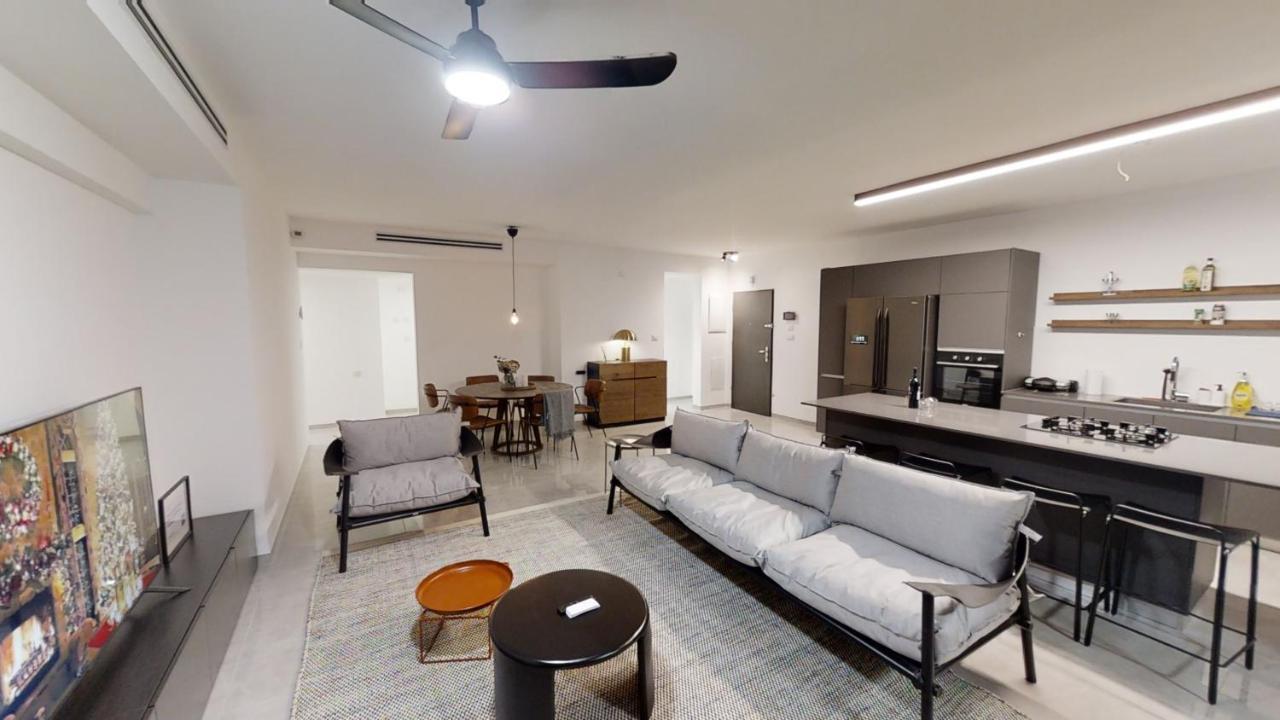 Luxury 3&4 Bedroom New Apartments - Close To The Beach & Bahai Gardens Haifa Ngoại thất bức ảnh